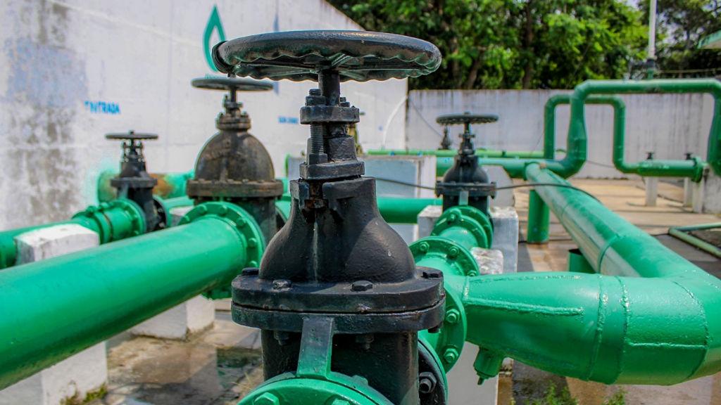 Garantiza GEM el derecho humano al agua con sustitución y rehabilitación de tubería en Luvianos