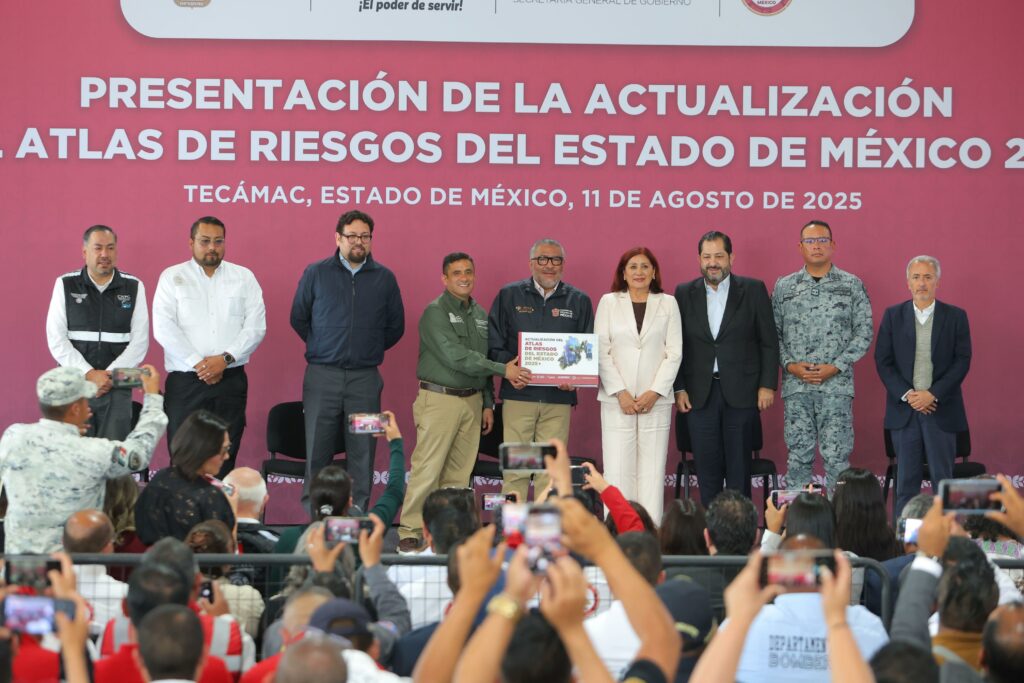Diputado Francisco Vázquez atestigua presentación de Atlas de Riesgos 2025