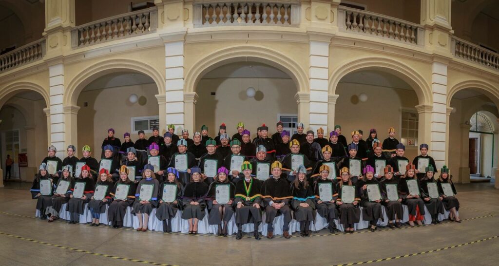 UAEMéx alcanza tres mil 102 personas posgraduadas en la presente administración
