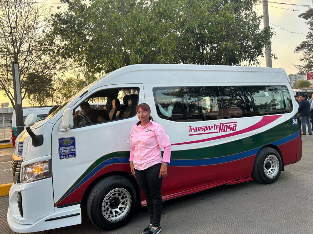 Entran en operación cien unidades de Transporte Rosa, beneficiarán a dos mil mujeres mexiquenses