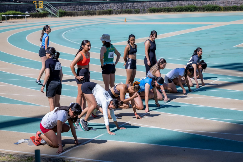 Atletas UAEMéx, listos para el Selectivo Estatal de Atletismo rumbo a la Olimpiada Nacional