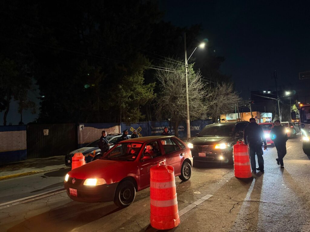 Detienen en Toluca a 56 conductores alcoholizados en operativo Conduce sin Alcohol