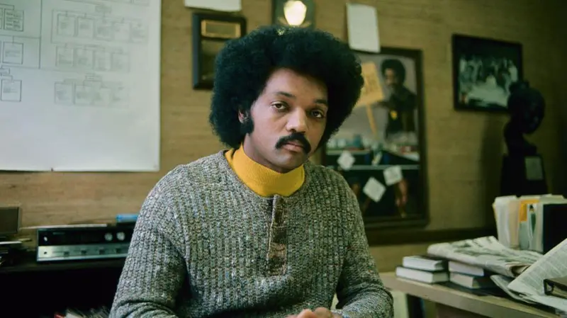 Muere Jesse Jackson, líder de los derechos civiles que allanó el camino a Obama y ayudó EE.UU.