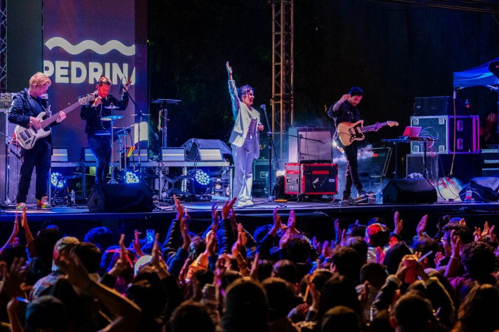 Se reúnen miles de personas en el emblemático Paseo Colón de Toluca, para disfrutar conciertos gratuitos