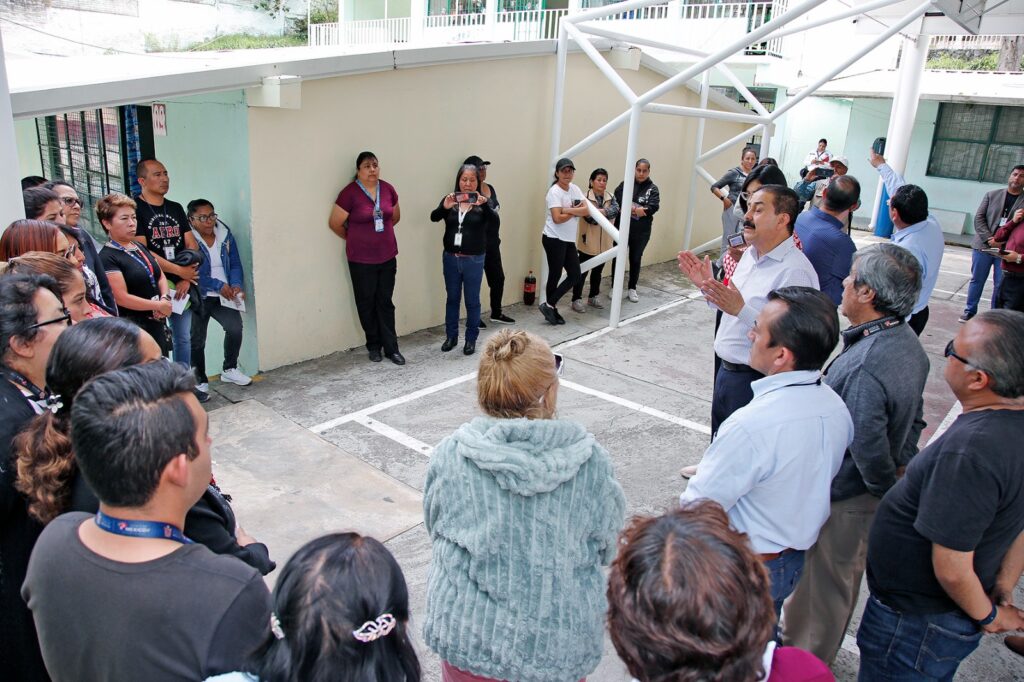 Clases a distancia en tres escuelas afectadas por las lluvias en Naucalpan