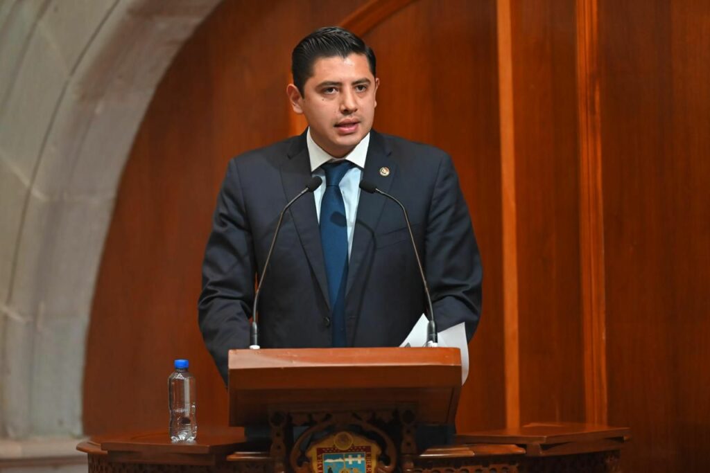 Propone Morena elevar a rango constitucional los programas sociales