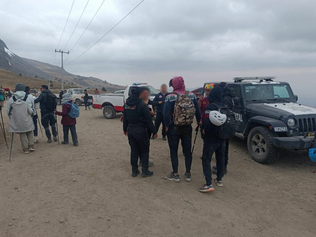 Tras intensa búsqueda, localizan a dos menores extraviados en el Xinantécatl