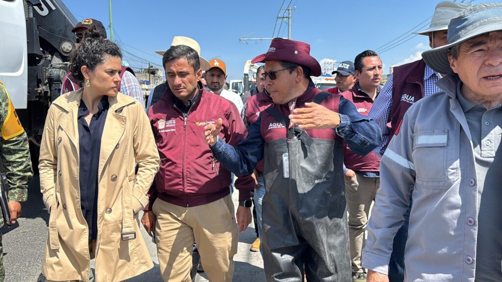 Regresa titular de Gobernación a Chalco; supervisa avances de obra en el colector secundario
