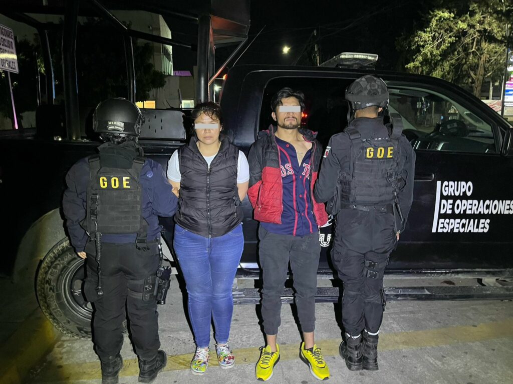 Detienen a tres sujetos por delitos contra la salud y posesión de motocicleta robada