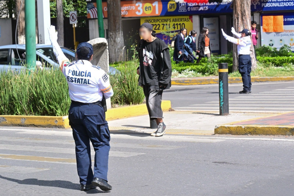 Edomex: Vienen multas para quienes no cedan el paso a peatones en zonas marcadas