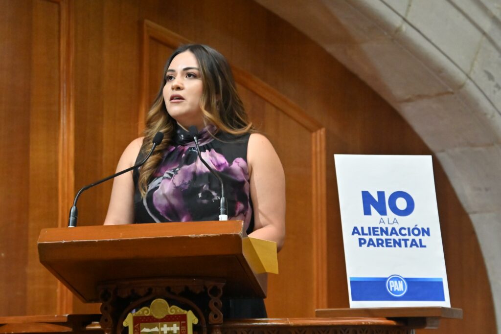 Buscan hasta 8 años de prisión para quien contribuya en alienación parental