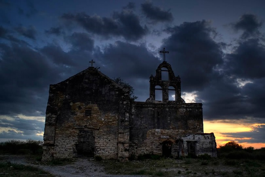 Lugares en total abandono en México