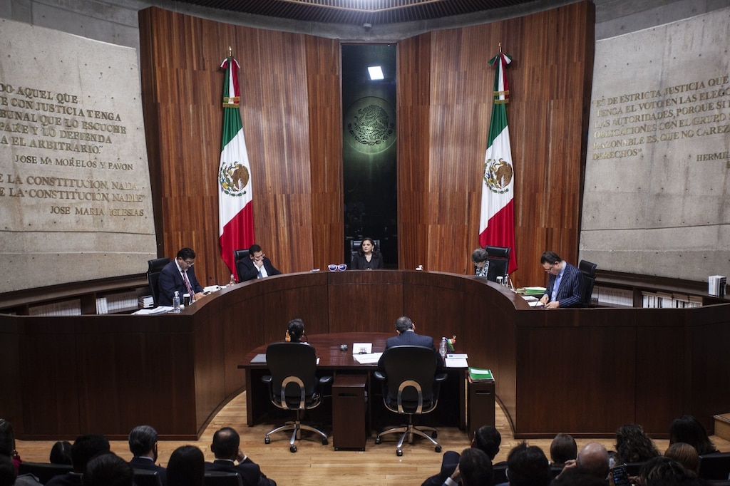 TEPJF da luz verde al INE para seguir con elección de jueces y magistrados
