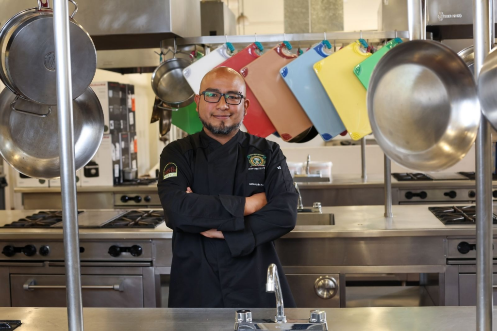 La pizza, un platillo universal con raíces históricas y culturales