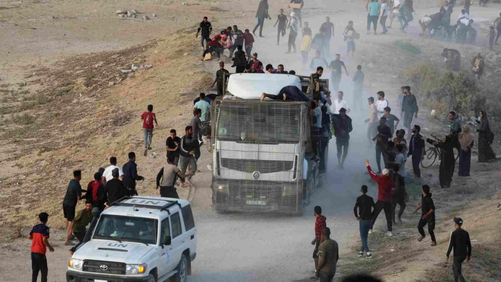 Huyen de Rafah 800 mil ante los ataques israelíes