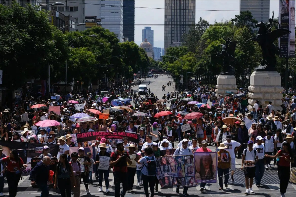 Toma tus precauciones, marchas y movilizaciones causarán retrasos a la ciudadanía