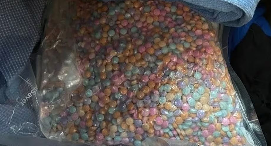 Tráfico de fentanilo arcoíris, uno de los más letales del opioide