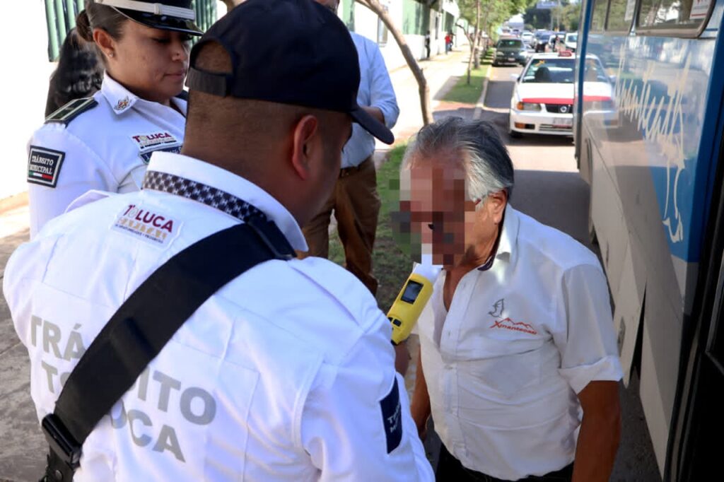 Retira Operativo Pasajero Seguro a cuatro taxistas por manejar alcoholizados