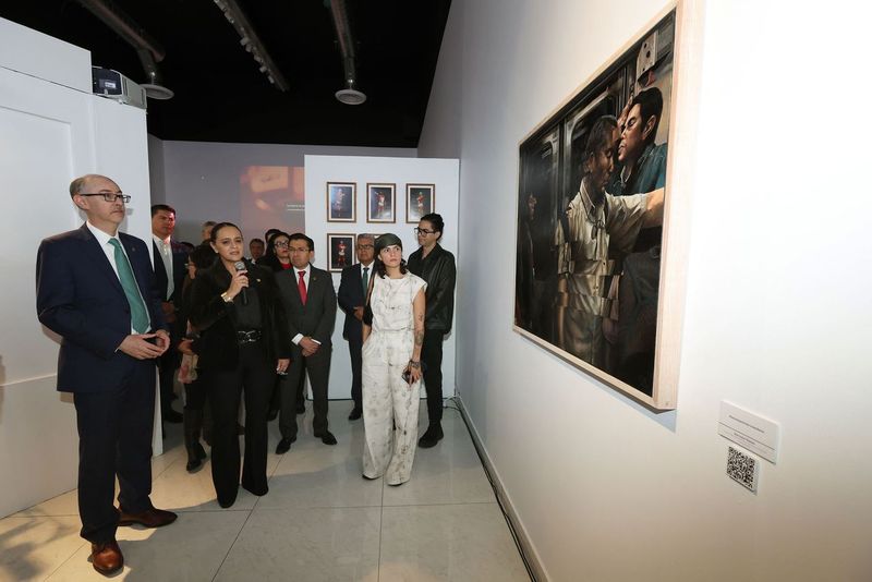 Inaugura UAEMéx exposición de la 10° edición de la Bienal Internacional de Arte Visual Universitario