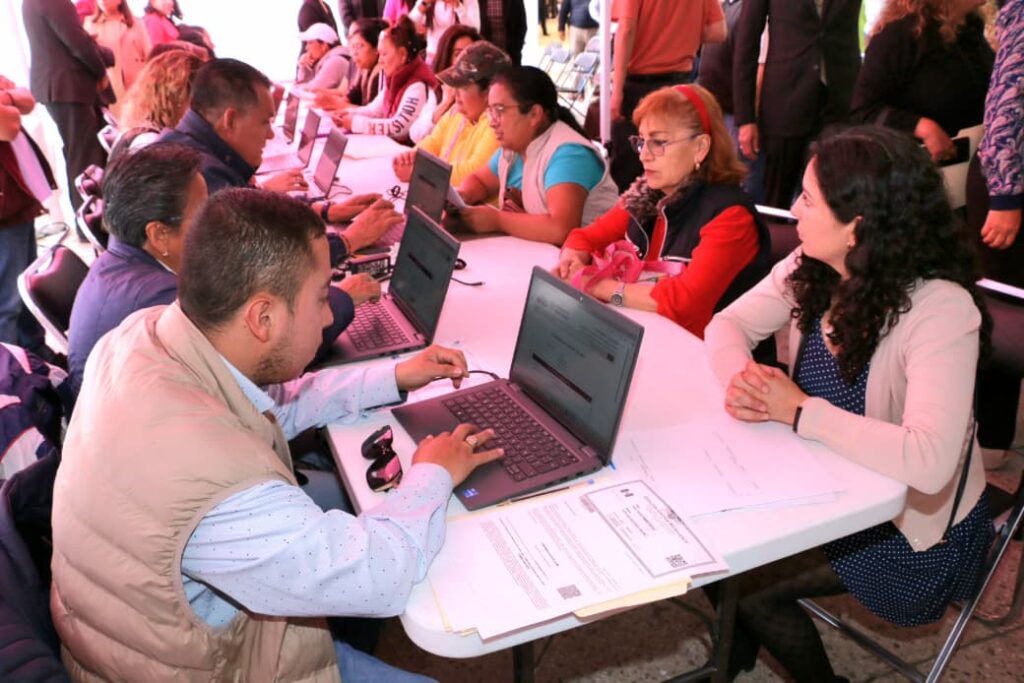 Llegan 126 trámites gratuitos a la Alameda de Toluca
