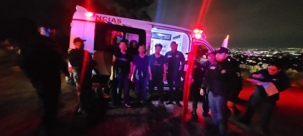 Policía de Alta Montaña y Agreste rescatan a tres personas extraviadas en la Sierra de Guadalupe