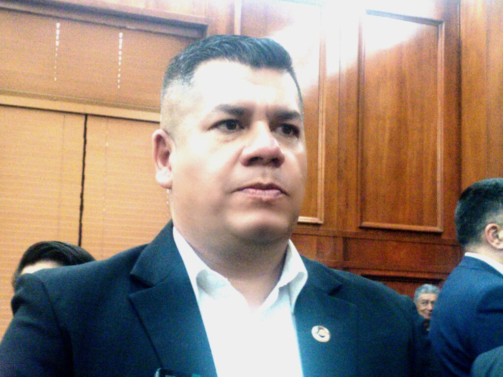 «Cocinan» iniciativa para obligar a titular de la FGJEM a comparecer dos veces al año ante el Congreso local