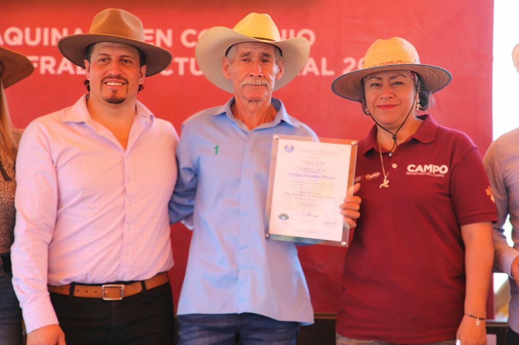 Mezcal del sur mexiquense: primera generación de marcas con sello oficial
