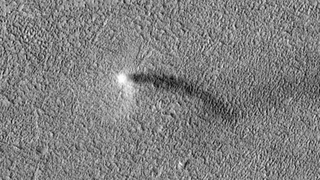 La NASA graba a un “demonio de polvo” marciano comiéndose a otro