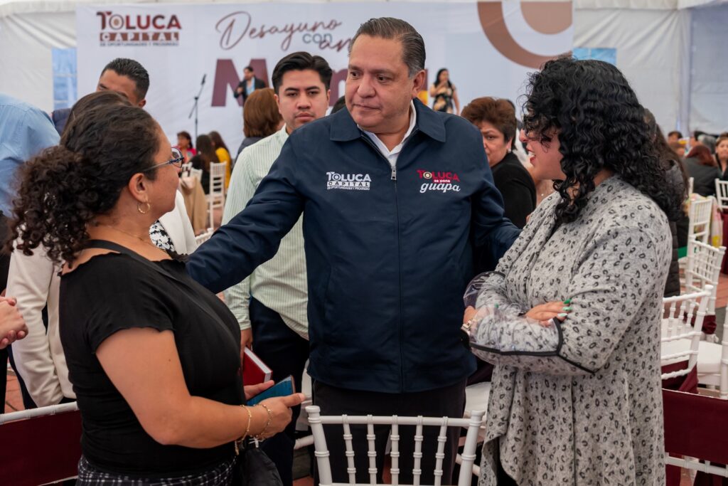 Toluca brinda ameno festejo a las mamás trabajadoras del ayuntamiento