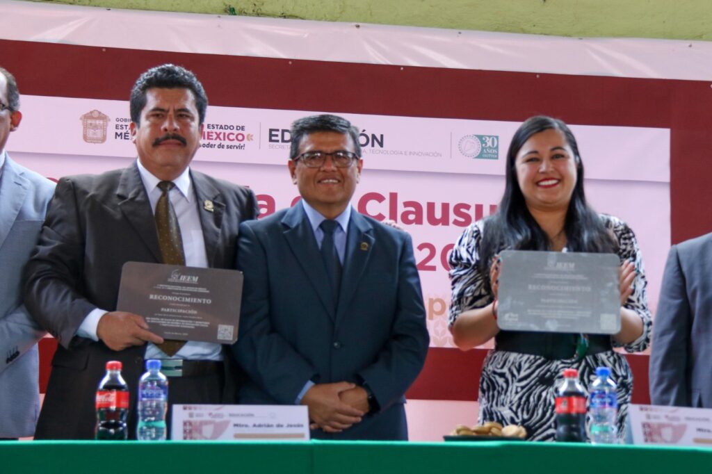 En 2025, 135 mil estudiantes mexiquenses han participado en la red digital del IEEM
