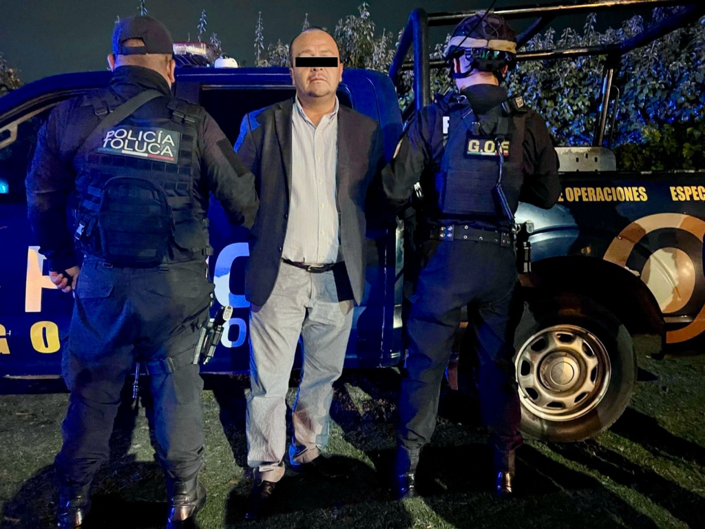 Detiene Policía de Toluca a hombre armado