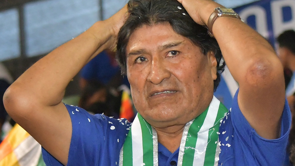 Evo Morales exige la renuncia de ministros bolivianos tras denunciar atentado