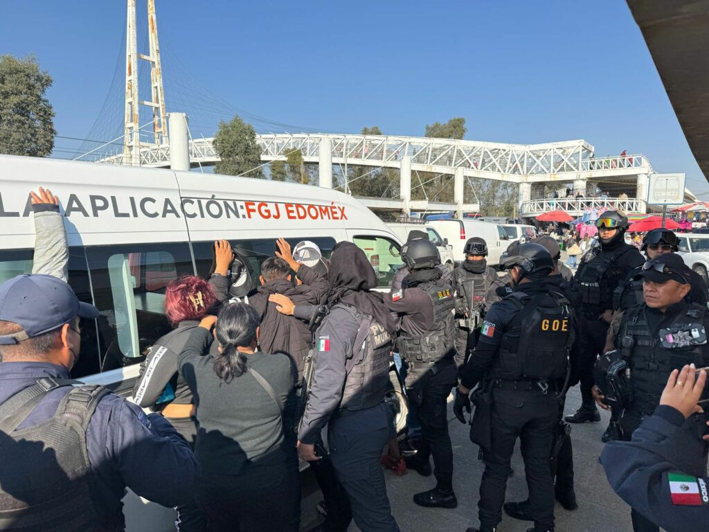 Cae banda de presuntos carteristas; operaban en el mercado de Palmillas