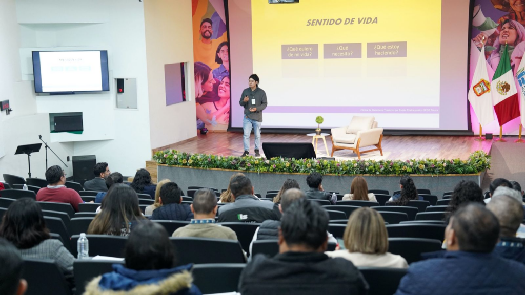 Capacita CODHEM a personal para la resolución de problemas