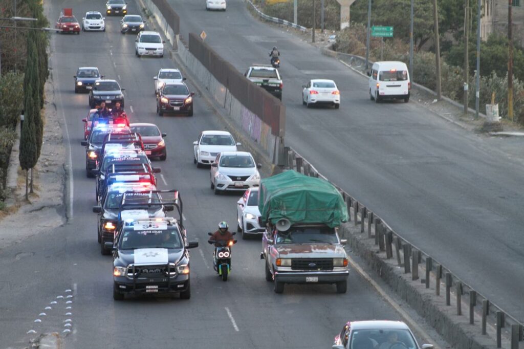 Edomex: Mil 682 policías, 400 patrullas y binomios caninos vigilarán Semana Santa