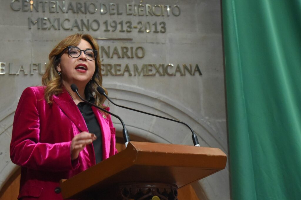 Promueve PRI iniciativa para que haya licencias y placas permanentes en el Edoméx