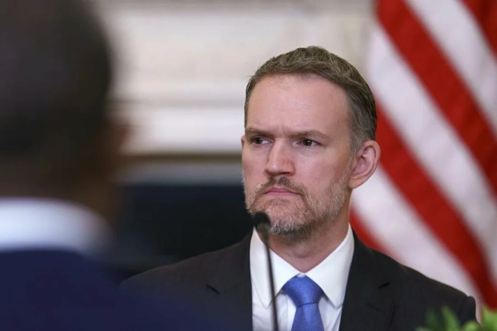 Amenaza EU con negociar bilateralmente el T-MEC y revisa el “incumplimiento” de México