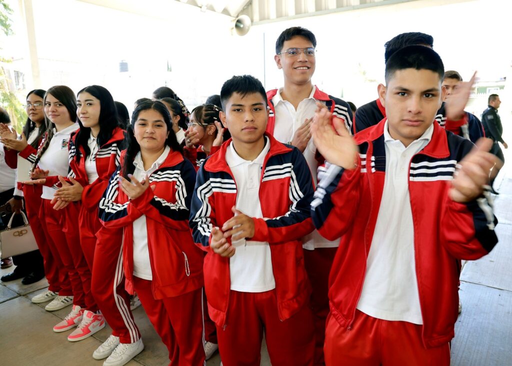Arrancan en 103 municipios del Edoméx inscripciones para Educación Media Superior