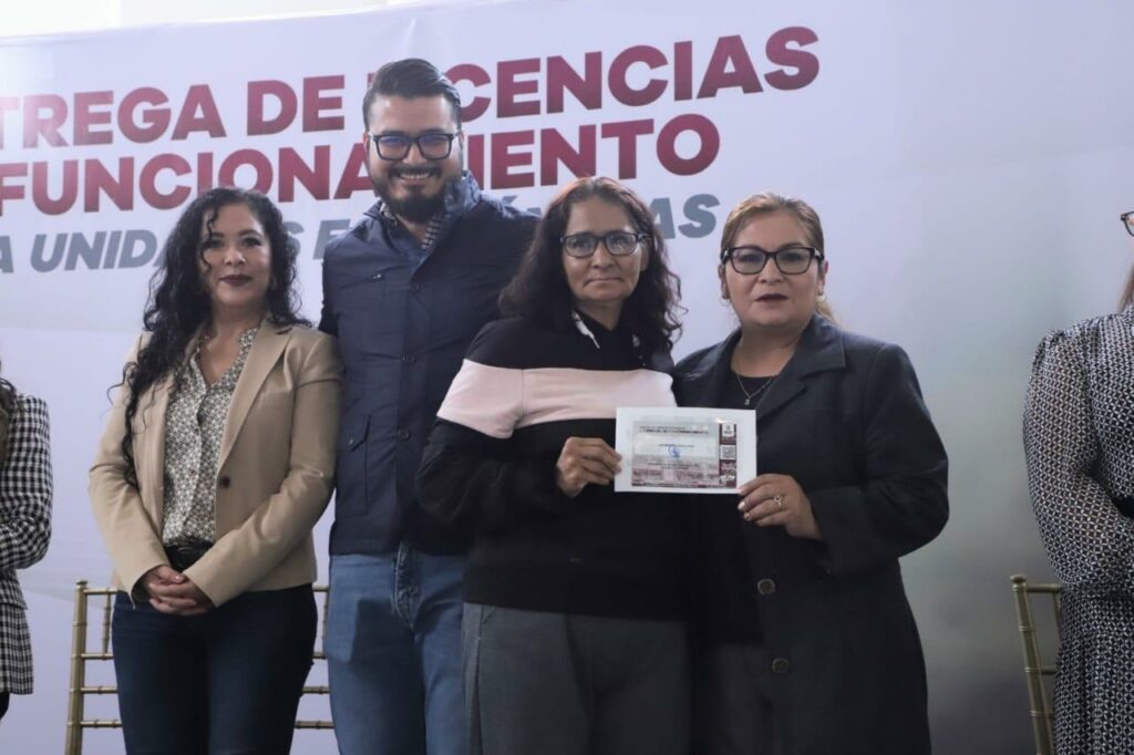 Avanza gobierno de Tecámac en la regularización de negocios
comerciales