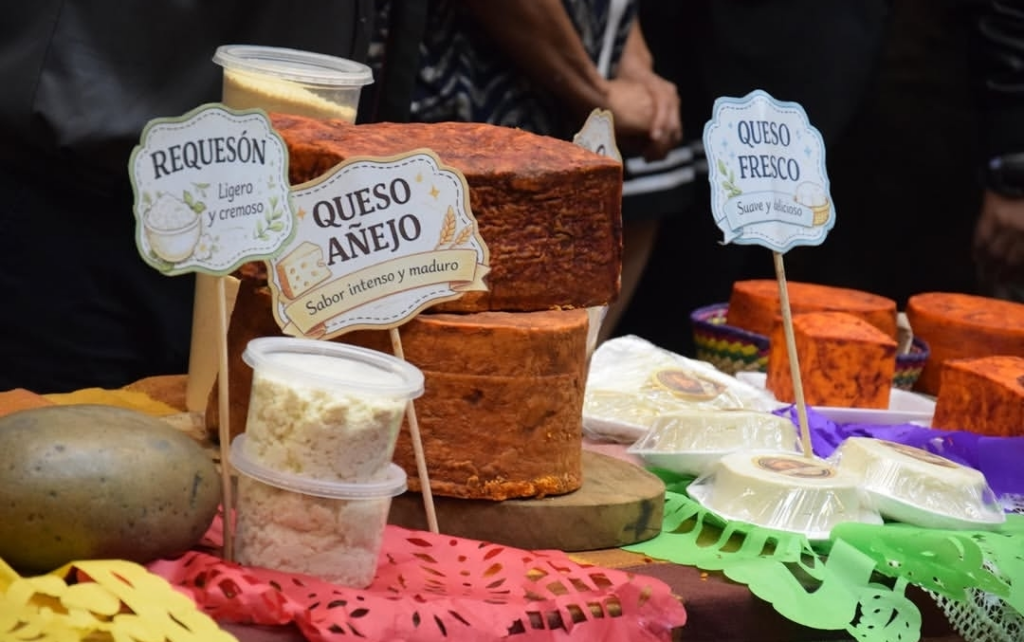 Elaboración de queso añejo de Zacazonapan obtiene protección cultural en el Edomex