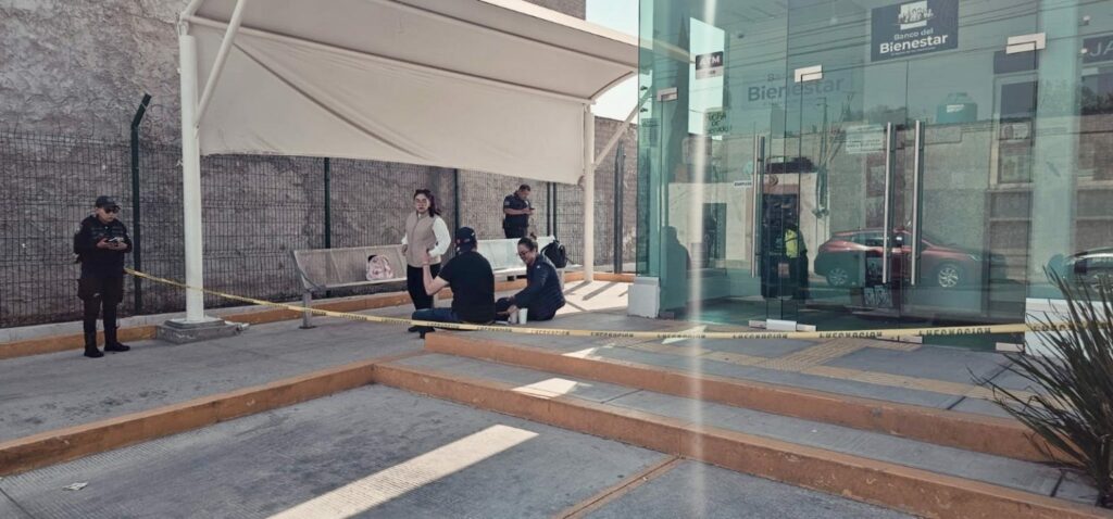 Roban bóveda de sucursal del banco Bienestar en Texcoco