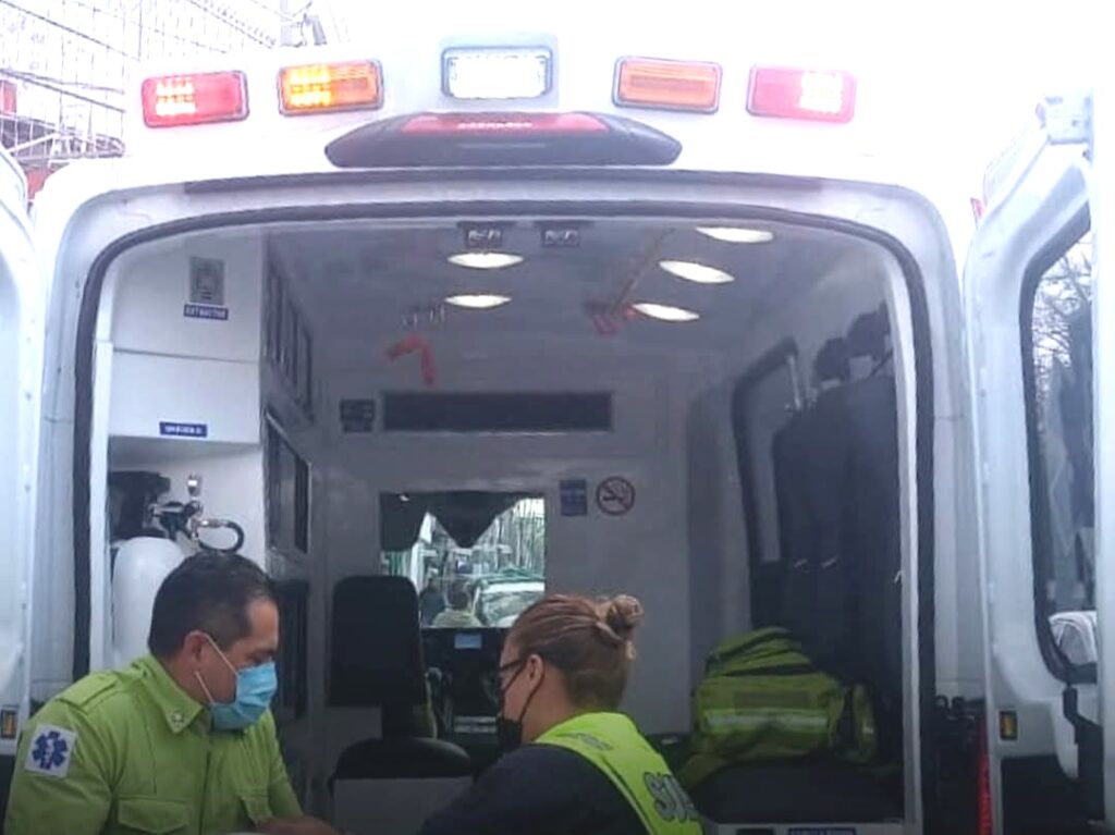 Riña entre estudiantes de Normal de Toluca deja heridos y al menos un detenido