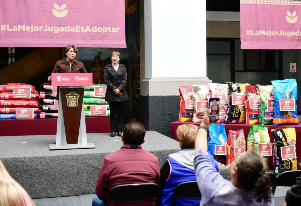 Mexiquenses donan 8 toneladas de alimento en la “Colecta de amor por los que no tienen voz