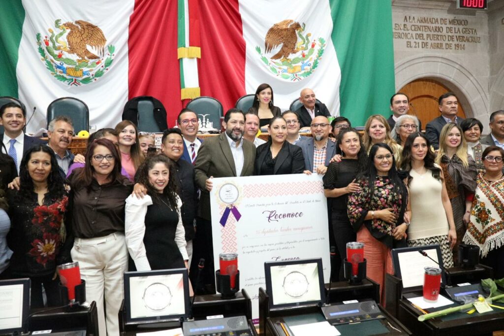 Legislatura mexiquense reconoce a mujeres periodistas y fotoperiodistas