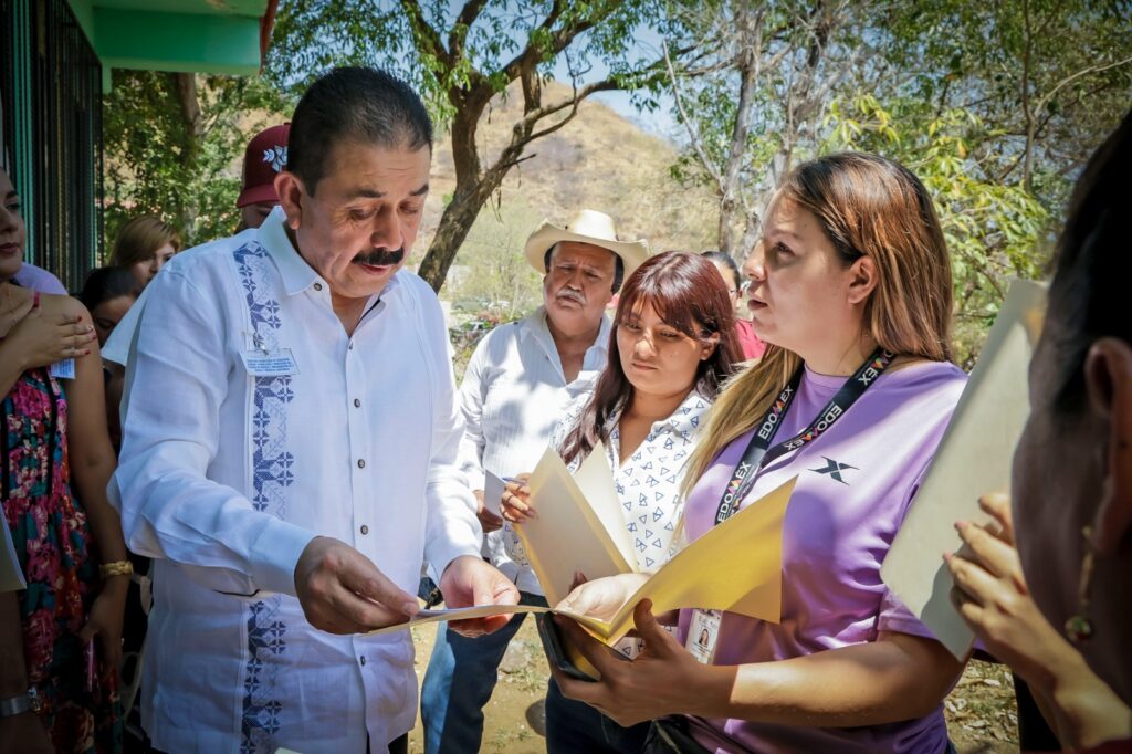 Mejoran infraestructura educativa en el sur mexiquense