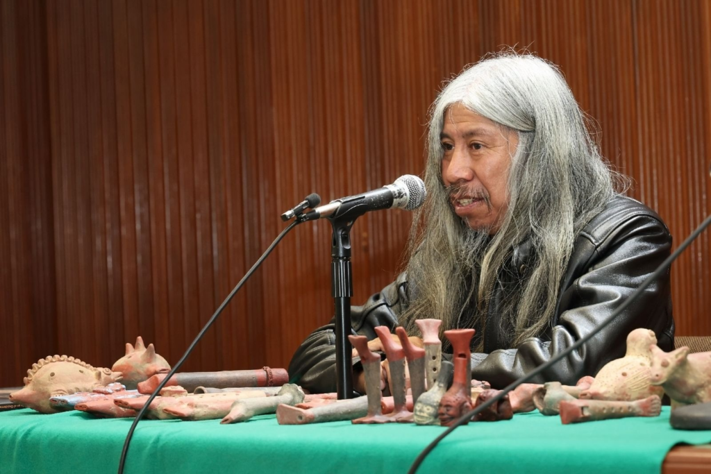Sonidos ancestrales resonaron en la UAEMéx durante Coloquio de Antropología, Música y Danza