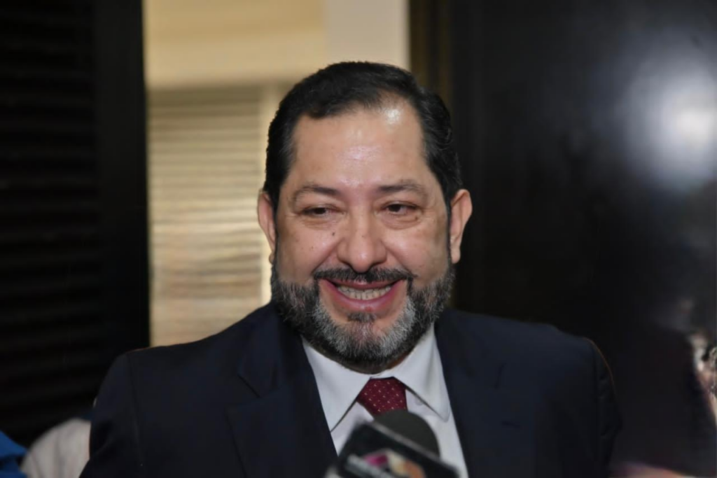 Francisco Vázquez no se descarta para el 2027, advierte que:  «Paco puede y quiere…»