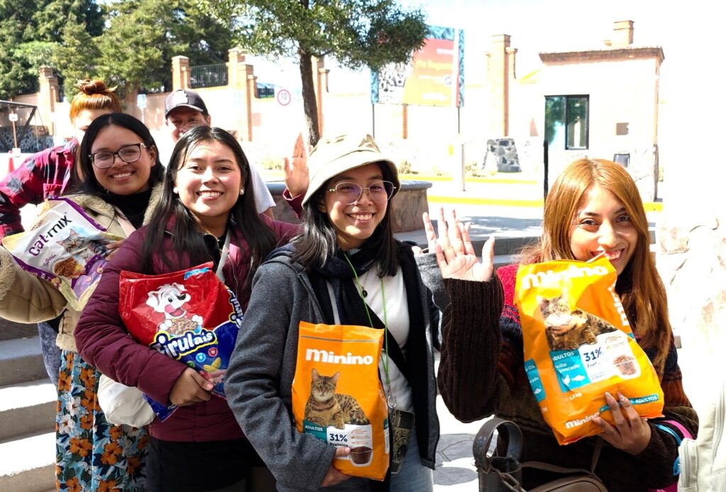 Dona croquetas para lomitos y michis y entra gratis a Zacango
