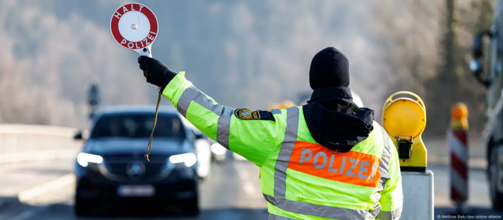 Alemania prorroga seis meses el control de sus fronteras