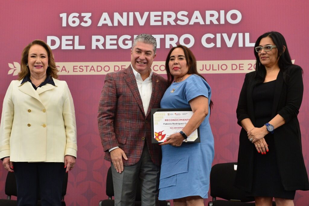 Conmemoran el 163 aniversario del Registro Civil del Estado de México